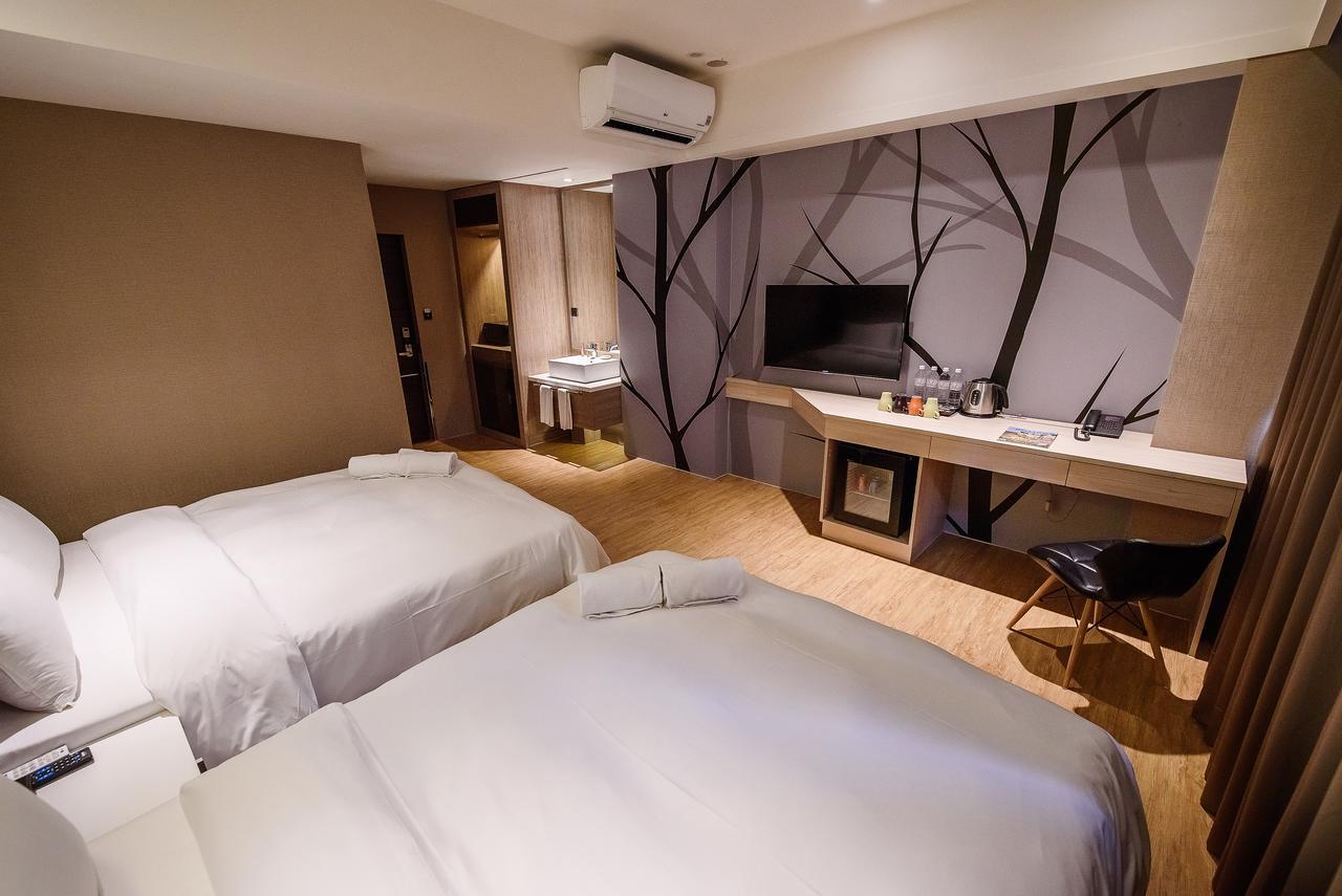 Six Fukun Hotel Jiaoxi Exterior photo
